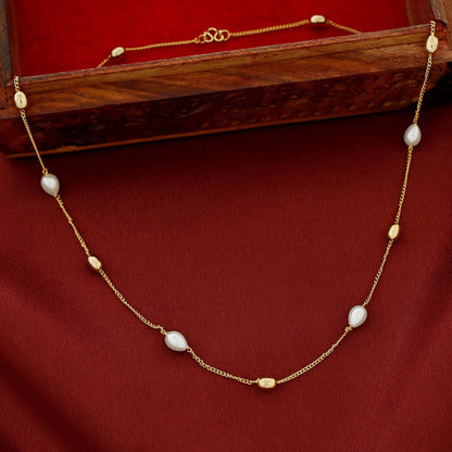 Golden Beaded Pearl Neckpiece